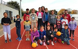 Les poussins et poussines à l'entraînement